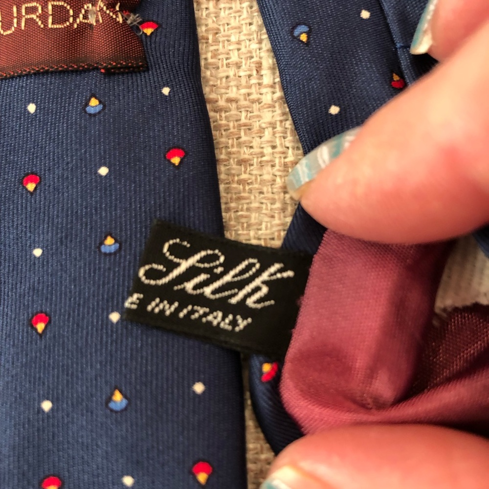 Charles Jourdan Paris tie - Picture 5 of 6